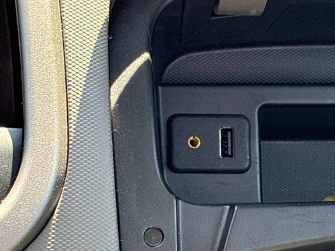 Used 2015 Chevrolet Sonic LTZ FWD image 26