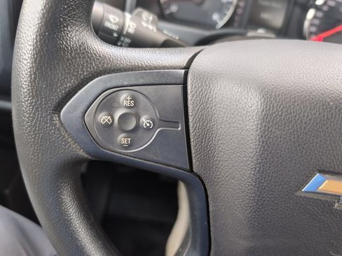 Used 2018 Chevrolet Silverado 2500 W/T AWD/4WD image 15