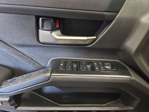 Used 2024 Toyota Tacoma TRD Off-Road w/ TRD Off Road Premium Package image 8