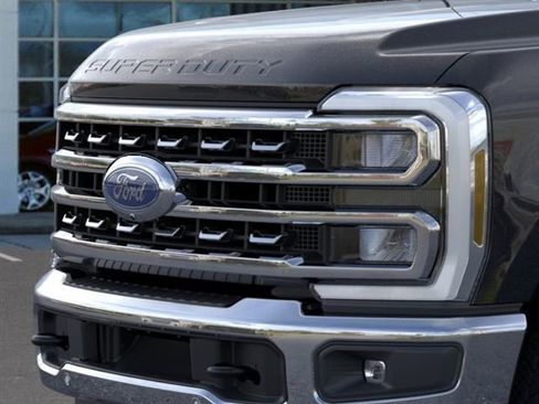 New 2026 Ford F250 Lariat w/ Lariat Premium Package AWD/4WD image 17