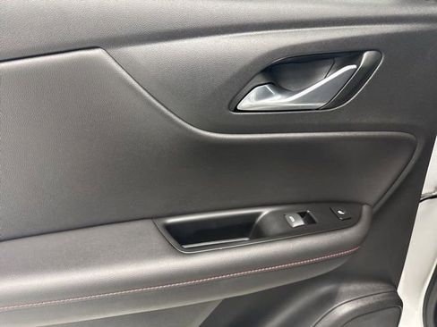 Used 2022 Chevrolet Blazer RS w/ Enhanced Convenience Package image 26