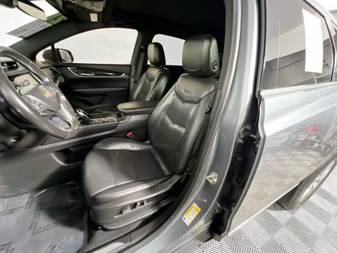 Used 2021 Cadillac XT5 Premium Luxury FWD image 15