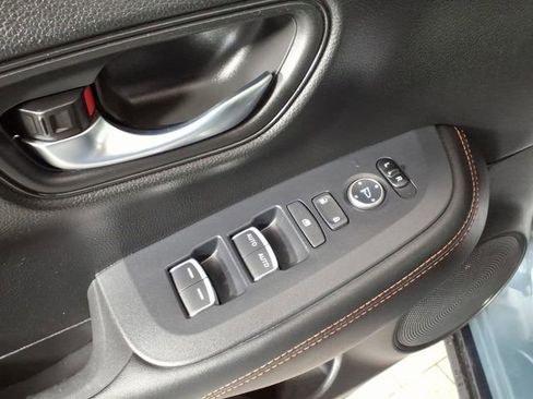 Used 2024 Honda HR-V Sport image 13