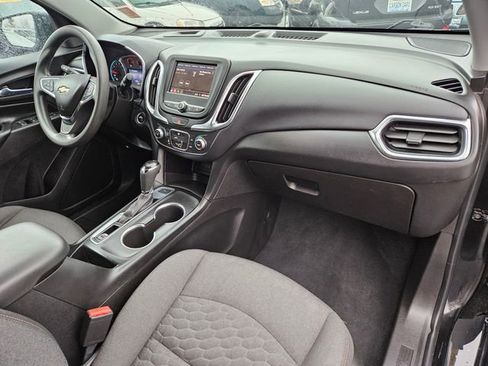 Used 2021 Chevrolet Equinox LT image 11