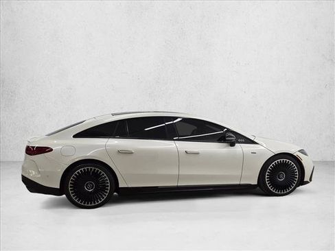 Used 2022 Mercedes-Benz EQS AMG 4MATIC image 4