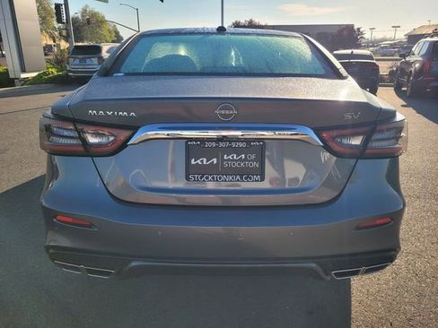 Used 2023 Nissan Maxima SV w/ Floor Mat Group FWD image 5
