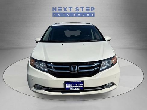 Used 2016 Honda Odyssey Touring image 2