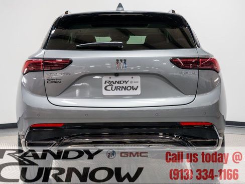 New 2025 Buick Envision Sport Touring image 8