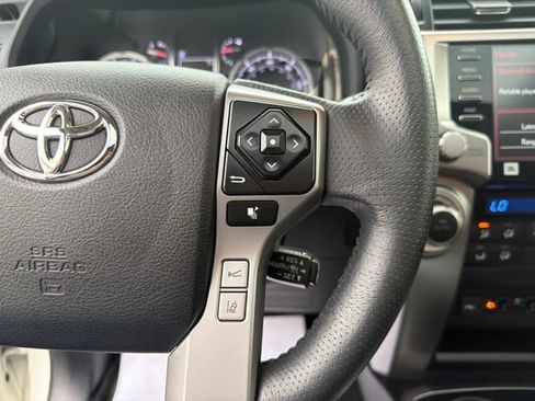 Used 2021 Toyota 4Runner Limited AWD/4WD image 24