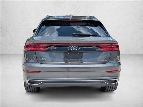 Used 2022 Audi Q8 Premium Plus AWD/4WD image 6