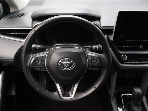 Certified 2025 Toyota Corolla Cross XLE FWD image 23