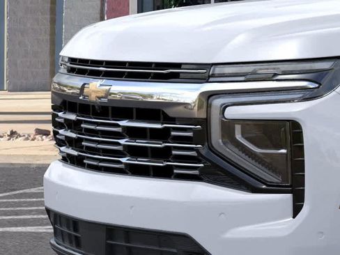 New 2026 Chevrolet Suburban Premier w/ Sun And Tow Package AWD/4WD image 13