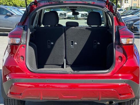 Used 2024 Nissan Kicks SV FWD image 5