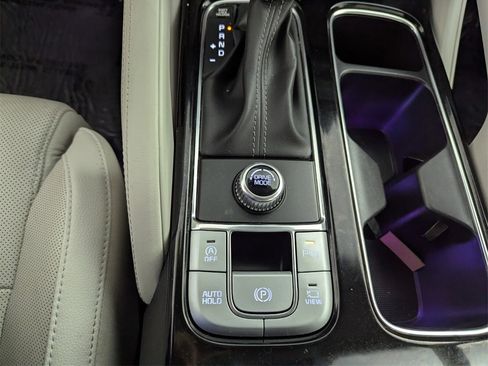 Used 2022 Kia Telluride SX w/ Towing Package image 29