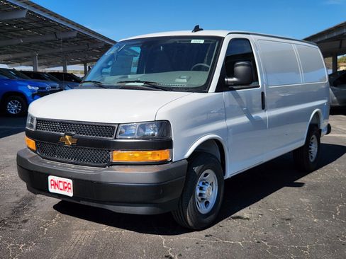 New 2025 Chevrolet Express 2500 w/ Driver Convenience Package image 2