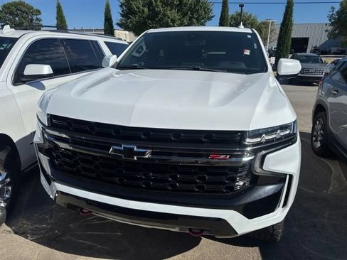 Used 2021 Chevrolet Suburban Z71 w/ Rear Media and Nav Package AWD/4WD image 2