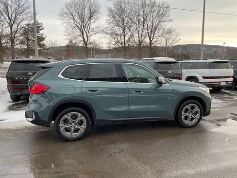 Used 2023 BMW X1 xDrive28i w/ Premium Package image 3