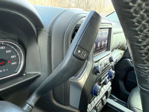 Used 2019 Chevrolet Silverado 1500 LT Trail Boss image 34