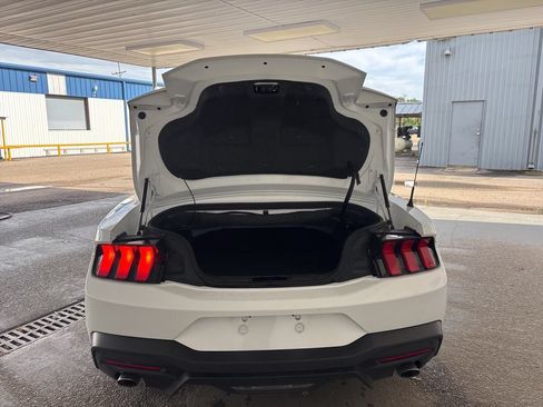 Used 2025 Ford Mustang Premium RWD image 24