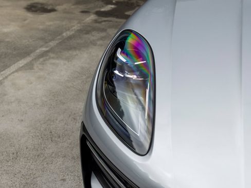 Certified 2026 Porsche Macan AWD/4WD image 14