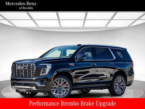 Used 2025 GMC Yukon Denali Ultimate AWD/4WD image 1