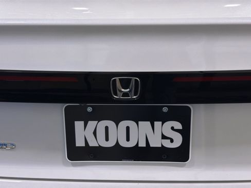 Used 2024 Honda Accord EX image 18
