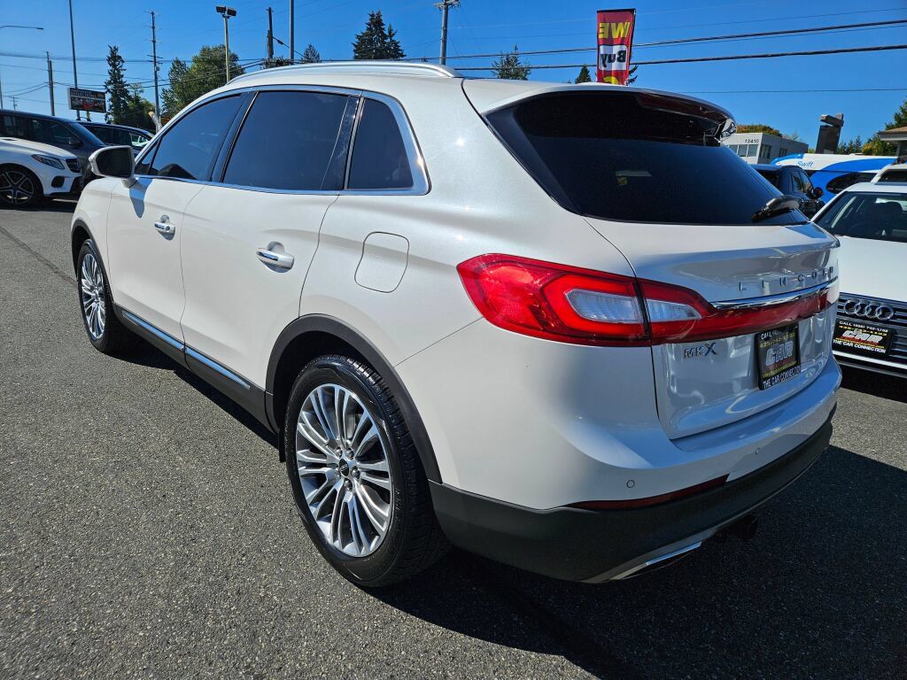 Used 2017 Lincoln MKX Reserve w/ Lincoln MKX Climate Package FWD image 6
