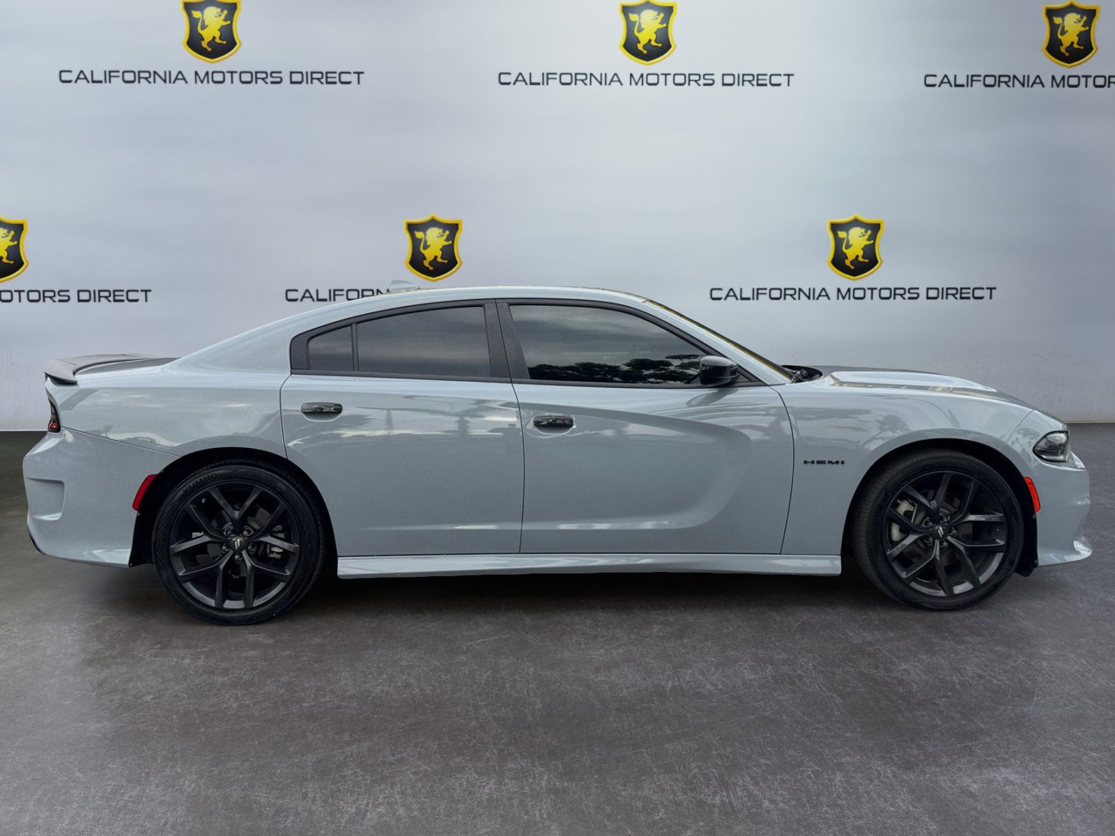 Used 2022 Dodge Charger R/T w/ Blacktop Package RWD image 6