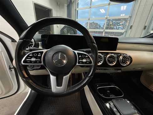 Used 2022 Mercedes-Benz A 220 image 15