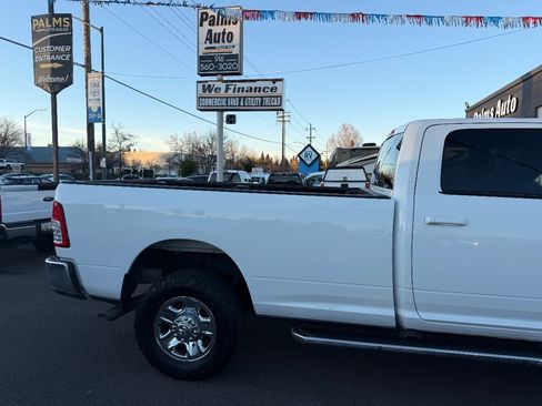 Used 2021 RAM 2500 Big Horn image 11