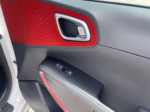 Certified 2023 Kia Soul GT-Line FWD image 30