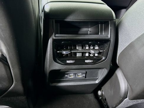 Used 2025 Jeep Grand Cherokee Laredo X AWD/4WD image 28