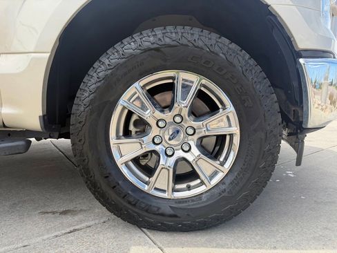 Used 2017 Ford F150 XLT w/ Equipment Group 302A Luxury AWD/4WD image 31