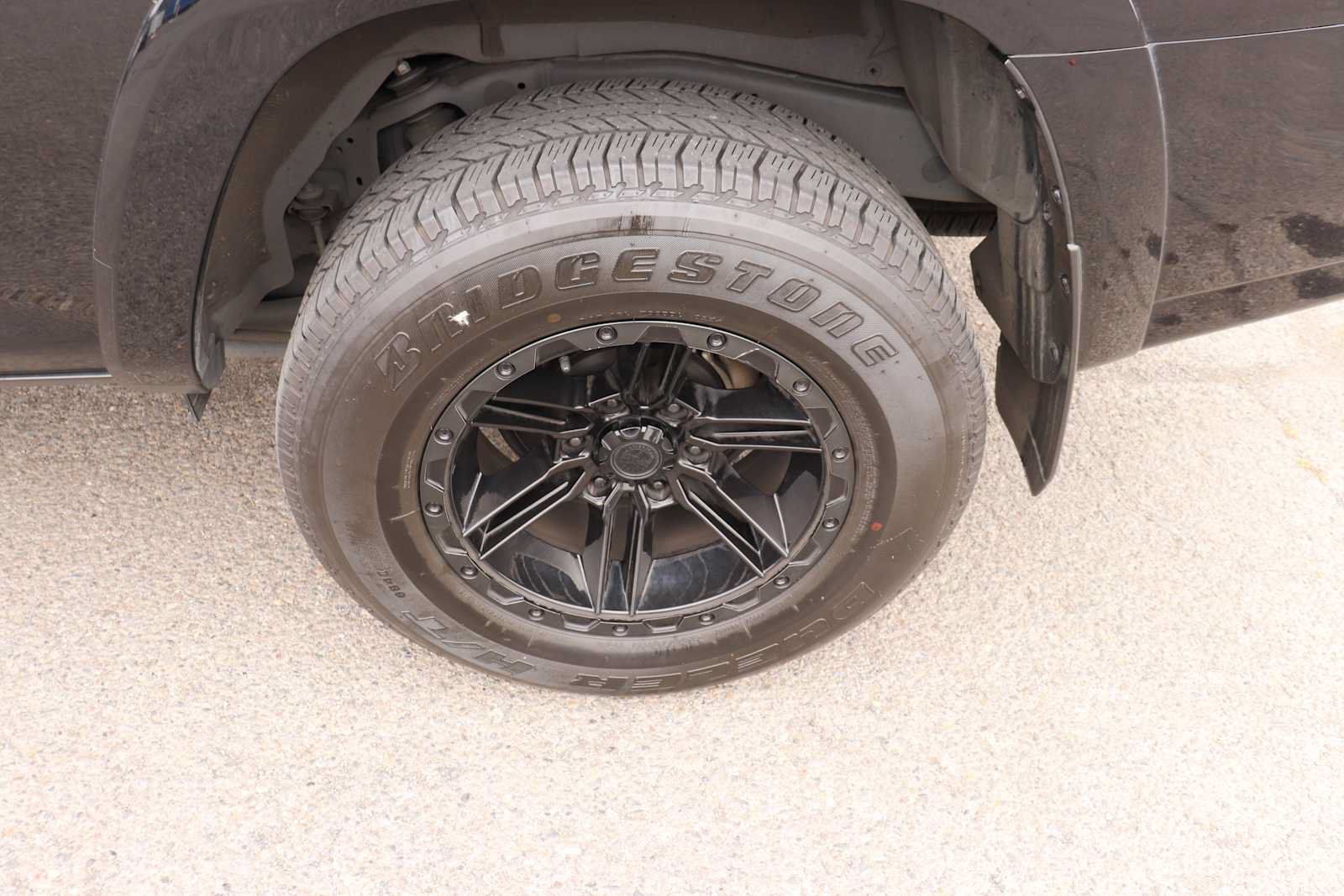 Used 2024 Toyota 4Runner SR5 Premium w/ Moonroof Package AWD/4WD image 9