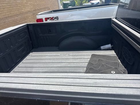 Used 2021 Ford F150 XLT RWD image 4
