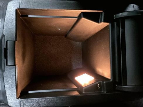 Used 2022 Chevrolet Traverse RS w/ LPO, Cargo Package image 41