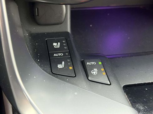 Used 2024 Lexus LX 600 4WD w/ Appearance Package image 24