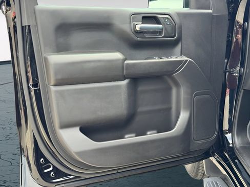 Used 2022 Chevrolet Silverado 1500 Custom w/ LPO, Dark Essentials Package RWD image 12