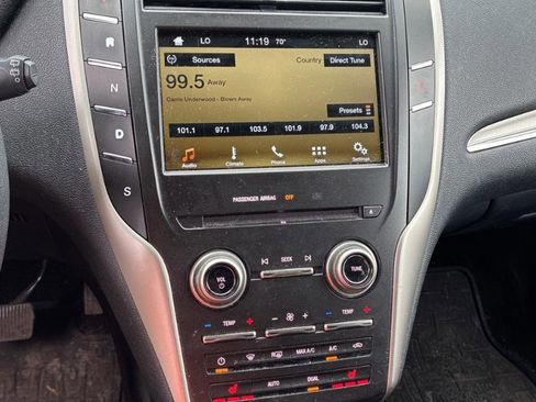 Used 2016 Lincoln MKC Premiere FWD image 8
