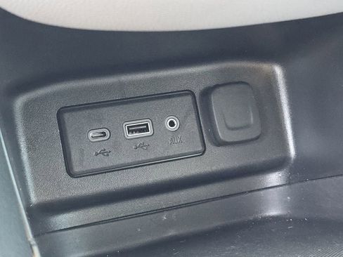 Certified 2023 Chevrolet Equinox LS w/ LS Convenience Package image 19