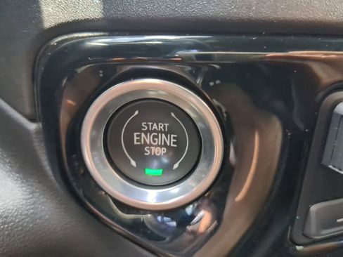 Certified 2024 Chevrolet Silverado 2500 LTZ image 28