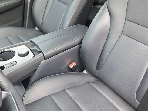 Used 2023 Nissan Rogue SV w/ SV Premium B Package image 20