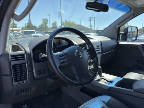 Used 2007 Nissan Titan LE w/ Tow Pkg AWD/4WD image 10