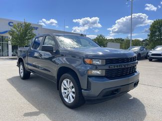 Used 2021 Chevrolet Silverado 1500 Custom image 1