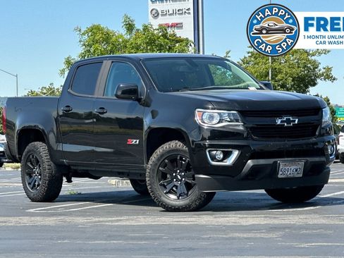 Used 2018 Chevrolet Colorado Z71 w/ Z71 Midnight Edition AWD/4WD image 1