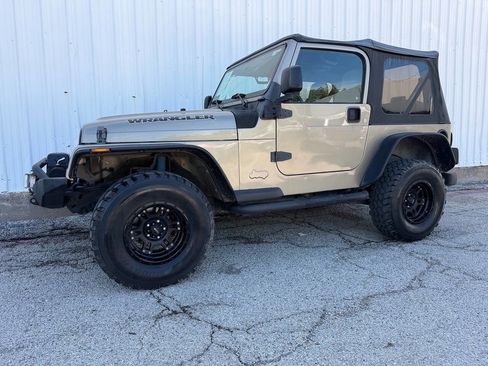 Used 2003 Jeep Wrangler X AWD/4WD image 8