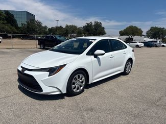 Used 2025 Toyota Corolla LE FWD video 1