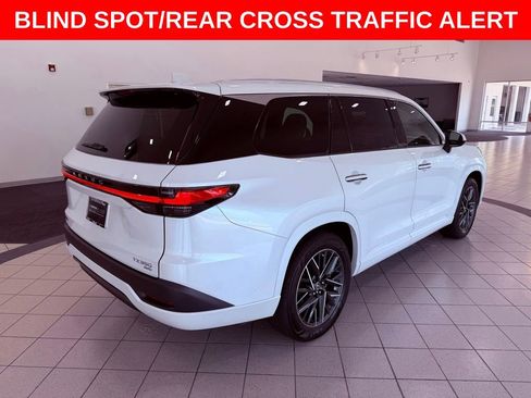 Certified 2025 Lexus TX 350 AWD w/ Technology Package image 8
