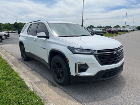 Used 2023 Chevrolet Traverse LT w/ Midnight/Sport Edition AWD/4WD image 2