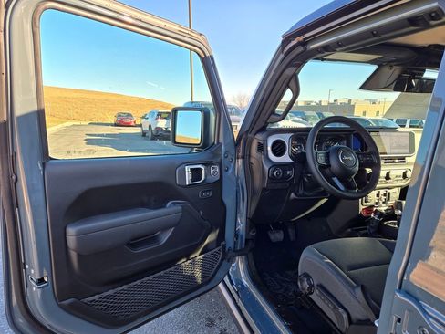 New 2026 Jeep Wrangler Unlimited Sport AWD/4WD image 9